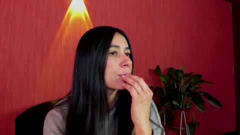ChloeTurner  online show from May 2026 02:03:02 PM