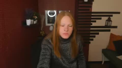 Chloe online show from November 2025 01:11:01 PM