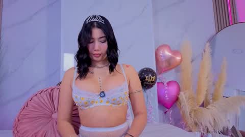 Snapshot of chlooee_ chatting on November 2025 01:19:01 AM Chlooe online show from November 2025 01:19:01 AM