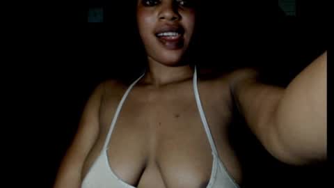 ESTHER online show from January 2025 07:04:01 PM