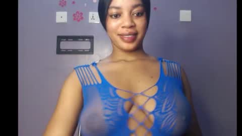 ESTHER online show from January 2025 08:21:01 AM