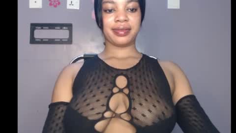 ESTHER online show from February 2025 09:13:02 AM