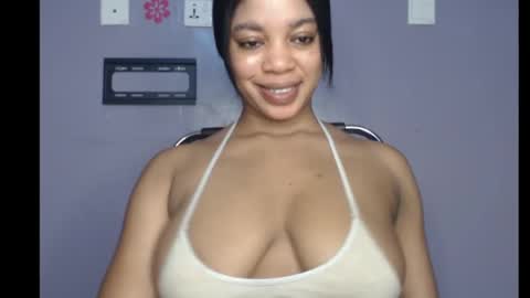 ESTHER online show from February 2025 07:50:01 AM