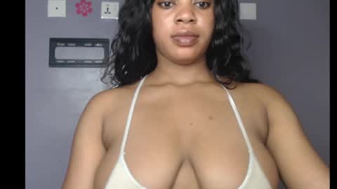 ESTHER online show from March 2025 08:48:01 AM