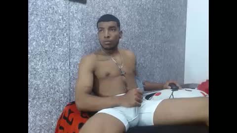 Snapshot of choco_hornyx18 chatting on September 2025 04:28:02 AM Choco online show from September 2025 04:28:02 AM