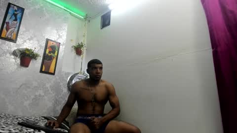 Snapshot of choco_hornyx18 chatting on November 2025 05:30:02 AM Choco online show from November 2025 05:30:02 AM