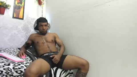 Snapshot of choco_hornyx18 chatting on November 2025 05:18:02 AM Choco online show from November 2025 05:18:02 AM