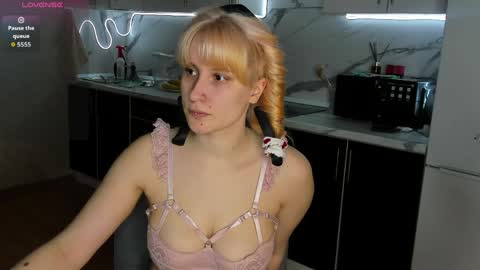 Snapshot of choco_meowx chatting on April 2026 06:22:02 AM choco_meowx online show from April 2026 06:22:02 AM