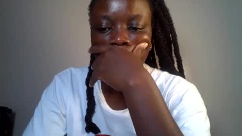 Snapshot of choco_vellvet chatting on June 2026 03:32:02 PM sly online show from June 2026 03:32:02 PM