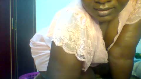 chocobabe002 online show from June 2026 04:39:02 AM