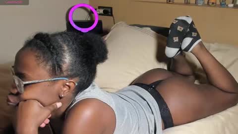 Snapshot of chocolandra_10 chatting on December 2024 07:43:02 PM Amber online show from December 2024 07:43:02 PM