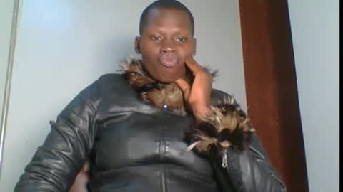 Snapshot of chocolate_sabrina24 chatting on December 2025 10:04:02 PM chocolate sabrina24 online show from December 2025 10:04:02 PM