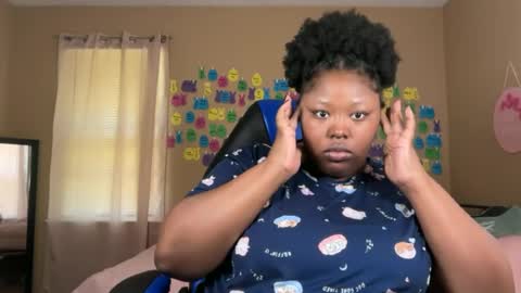 Snapshot of chocolatebunnyxx69 chatting on June 2026 06:56:01 PM Melina online show from June 2026 06:56:01 PM