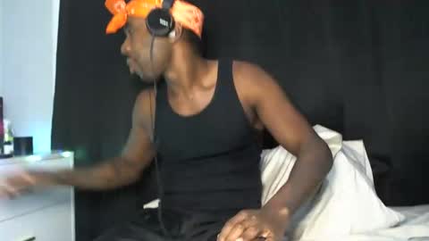 Snapshot of chocolatedolla chatting on January 2025 03:11:01 AM chocolatedolla online show from January 2025 03:11:01 AM