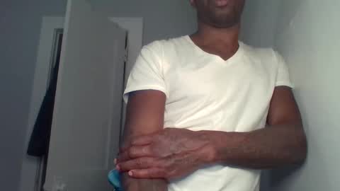 Snapshot of chocolatedolla chatting on February 2025 11:46:01 PM chocolatedolla online show from February 2025 11:46:01 PM