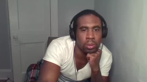 Snapshot of chocolatedolla chatting on February 2025 02:51:02 AM chocolatedolla online show from February 2025 02:51:02 AM