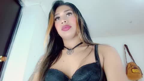 Snapshot of chocolatetriplex chatting on November 2025 04:16:02 PM chocolatetriplex online show from November 2025 04:16:02 PM