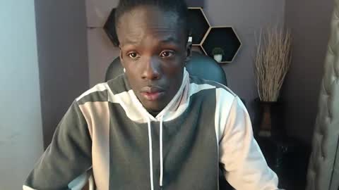 Chombo online show from December 2024 06:48:01 PM