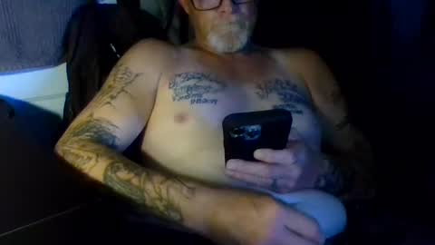 Snapshot of chompers176983 chatting on September 2025 06:19:02 PM chompers online show from September 2025 06:19:02 PM