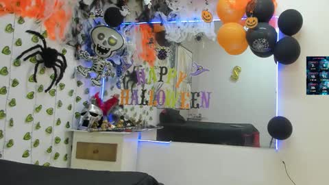 Chorey Thaylor online show from October 2025 02:15:02 PM