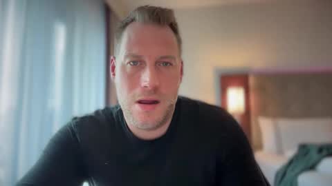 Snapshot of chris2021x chatting on February 2025 01:27:01 PM Chris online show from February 2025 01:27:01 PM