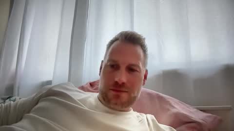 Christian online show from October 2025 01:39:02 PM