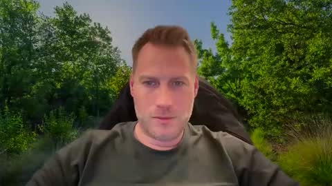 Christian online show from October 2025 09:04:02 PM