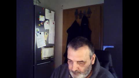Snapshot of chris250268 chatting on December 2024 01:05:02 PM Chris online show from December 2024 01:05:02 PM