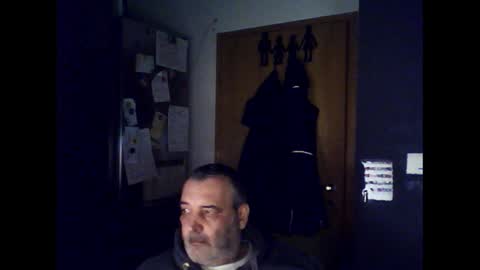 Snapshot of chris250268 chatting on December 2024 07:06:02 AM Chris online show from December 2024 07:06:02 AM