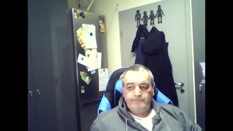 Snapshot of chris250268 chatting on April 2026 05:48:02 AM Chris online show from April 2026 05:48:02 AM