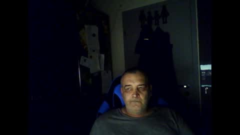 Snapshot of chris250268 chatting on April 2026 03:39:01 AM Chris online show from April 2026 03:39:01 AM