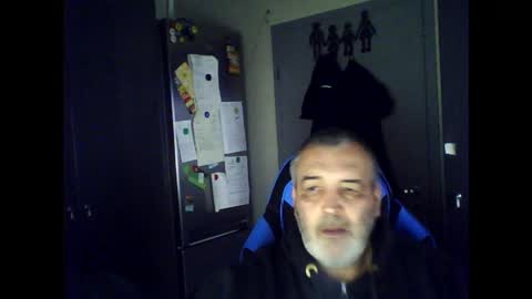 Snapshot of chris250268 chatting on May 2026 05:46:02 AM Chris online show from May 2026 05:46:02 AM