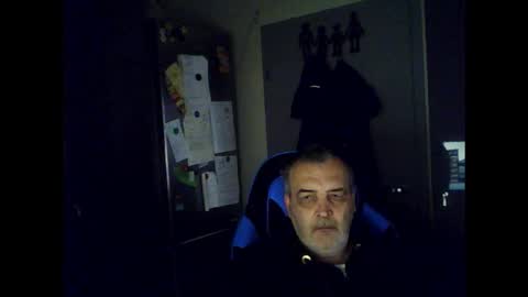 Snapshot of chris250268 chatting on May 2026 04:28:01 AM Chris online show from May 2026 04:28:01 AM