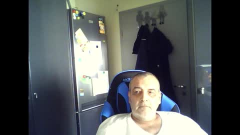 Snapshot of chris250268 chatting on May 2026 09:59:01 AM Chris online show from May 2026 09:59:01 AM