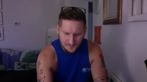 Snapshot of chris2fur87 chatting on October 2025 04:03:02 PM Christopher the Blue-Eye Guy online show from October 2025 04:03:02 PM