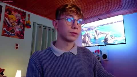 Snapshot of chris_blake_ chatting on June 2026 11:05:01 PM chris_blake_ online show from June 2026 11:05:01 PM