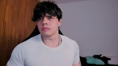 Chris Cooper Independent model online show from February 2025 03:40:01 AM