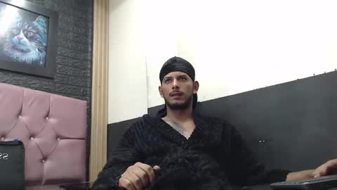 Snapshot of chris_dick2 chatting on October 2025 04:13:01 AM chris_dick2 online show from October 2025 04:13:01 AM