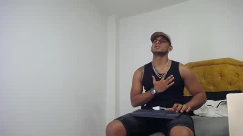 chris_dick2 online show from April 2026 06:27:01 AM