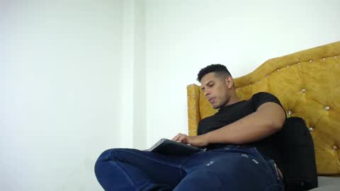 chris_dick2 online show from May 2026 06:51:02 AM