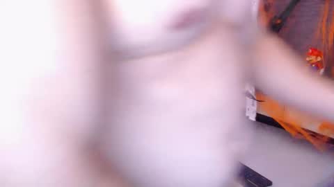 Snapshot of chris_huntter chatting on October 2025 11:46:01 PM chris_huntter online show from October 2025 11:46:01 PM