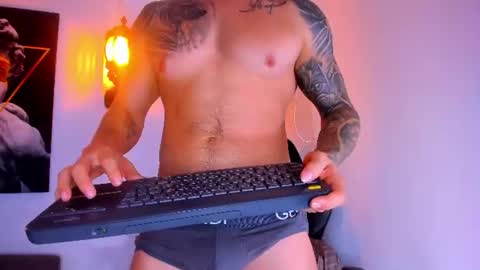 chris_milleer online show from July 2026 04:52:02 AM