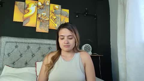 Yarixa online show from September 2025 10:44:02 PM