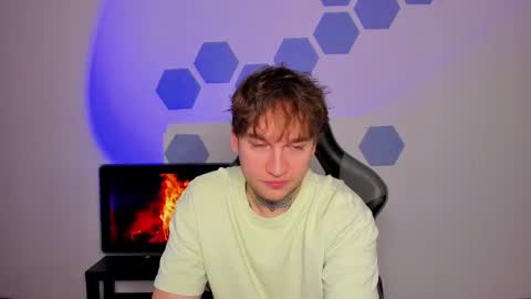 Snapshot of chris_tyson chatting on November 2025 07:42:02 AM Chris Tyson online show from November 2025 07:42:02 AM