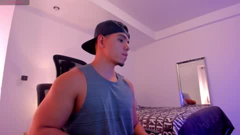 chrismorgan24 online show from November 2025 11:38:01 PM