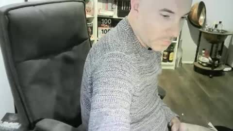 chrisprngr online show from May 2026 12:32:01 PM