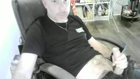 Snapshot of chrisprngr chatting on July 2026 04:00:02 PM chrisprngr online show from July 2026 04:00:02 PM