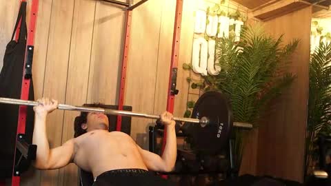 chriss_evanss online show from March 2026 12:32:01 PM