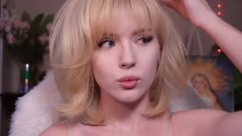 chriss_foxx online show from May 2026 03:28:02 PM