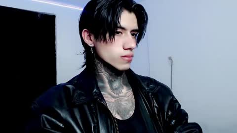 Snapshot of chriss_opp chatting on February 2025 09:50:02 PM CHRIS  INDEPENT MODEL online show from February 2025 09:50:02 PM